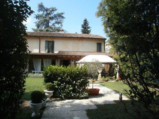Albergo Dimora Storica Antica Hostelleria Крема Екстер'єр фото
